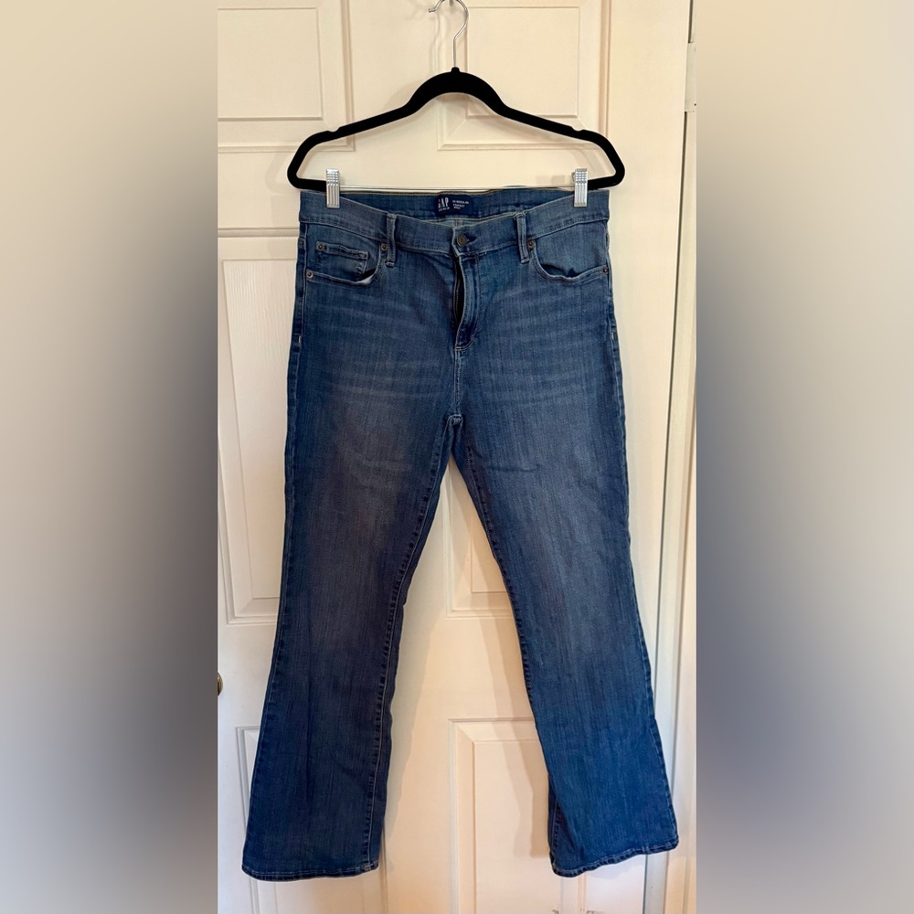 GAP Women's Regular Bootcut Blue Jeans